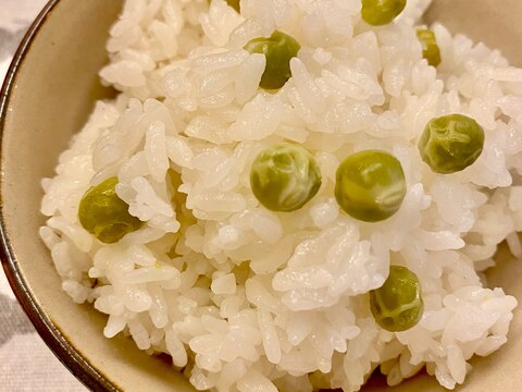 炊飯器だけ＊豆ご飯＊うすいえんどう